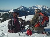 Giro ad anello da Fuipiano sulle prime nevi dello Zuc di Valbona, dei Canti e dei Tre Faggi il 24 novembre 2010 - FOTOGALLERY